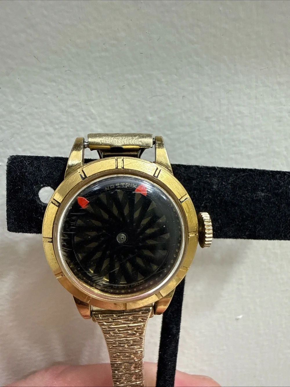 VINTAGE ERNEST BOREL KALEIDOSCOPE LADIES E WATCH=RUN